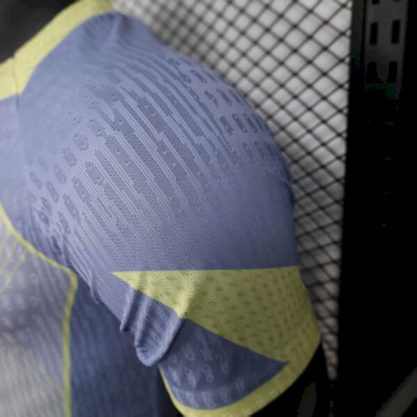Barcelona 2025/26 Purple Special Edition Jersey Player Version - Image 3