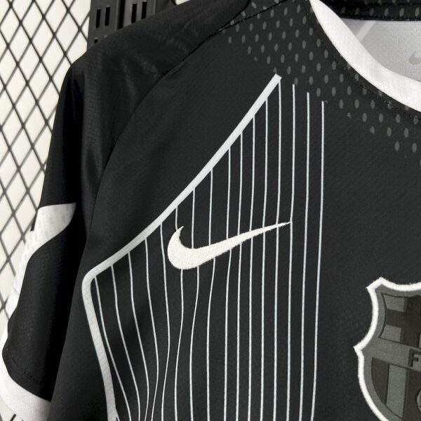 Barcelona 2025/26 Black Special Edition Jersey - Image 6