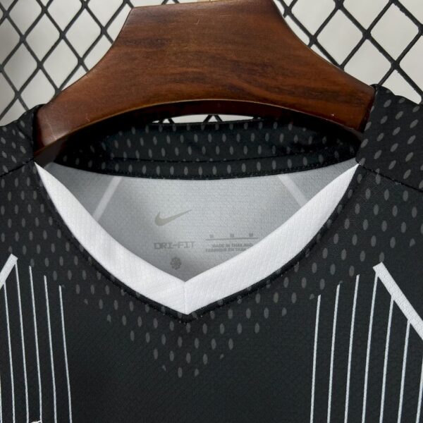Barcelona 2025/26 Black Special Edition Jersey - Image 5