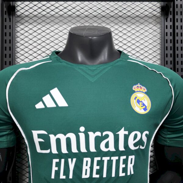 Real Madrid  2025/26 Green Special Edition Jersey Player Version - Image 9