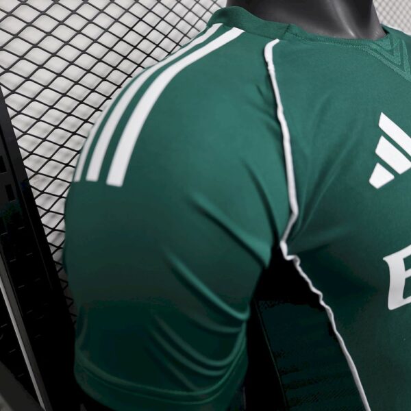 Real Madrid  2025/26 Green Special Edition Jersey Player Version - Image 5