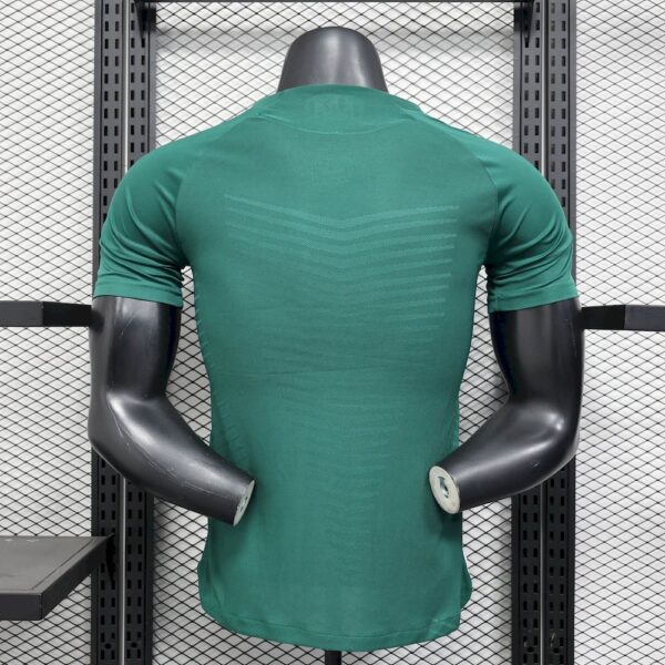 Real Madrid  2025/26 Green Special Edition Jersey Player Version - Image 2