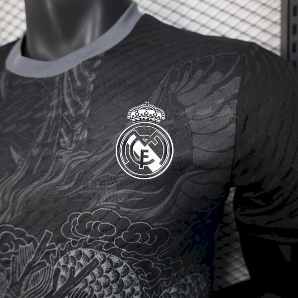 Real Madrid  2025/26 Dragon Special Edition Jersey Player Version - Image 8