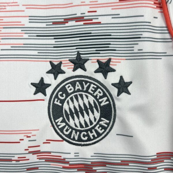 Bayern Munich 2025/26 Away Womens Jersey - Image 7