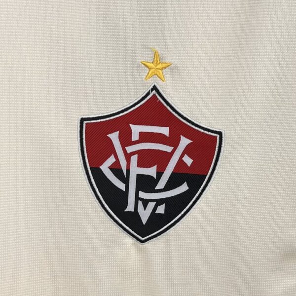 Vitoria 2025/26 Beige Goalkeeper Jersey - Image 6