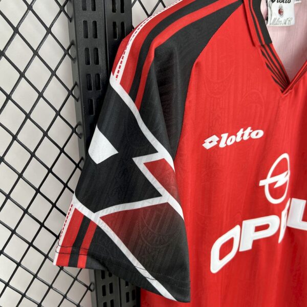 Ac Milan 1998/99 Away Red Retro Jersey - Image 3