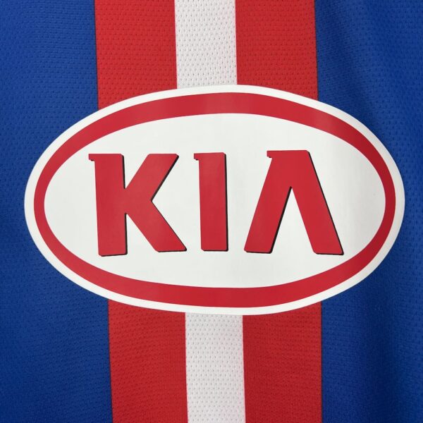 Atletico Madrid 20101/1 Away Retro Jersey - Image 7