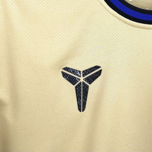 Barcelona 2025/26 Away Jersey - Image 9