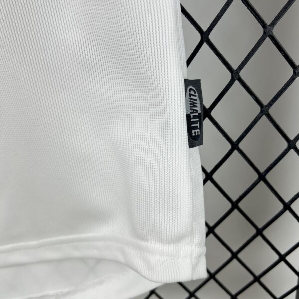 Spain 1998 Away Retro Jersey - Image 4