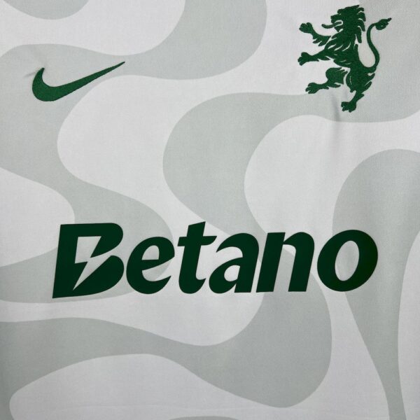Sporting Cp 2025/26 Away Jersey - Image 9