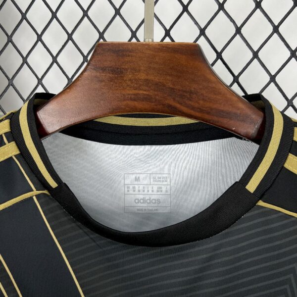 Bayern Munich 2025/26 Black Gold Special Edition Jersey - Image 8