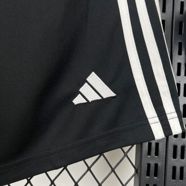 Newcastle United  2025/26 Home Shorts - Image 3