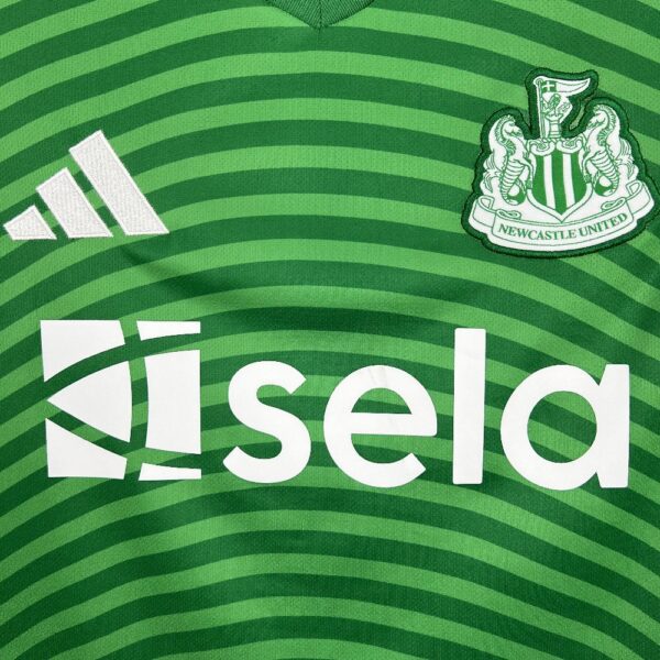 Newcastle United 2025/26 Away Jersey - Image 6