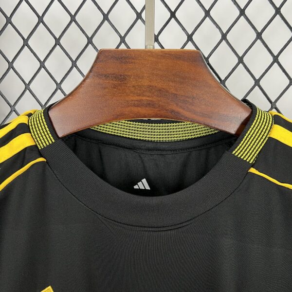Real Madrid 2025/26 Black And Yellow Special Edition Jersey - Image 8