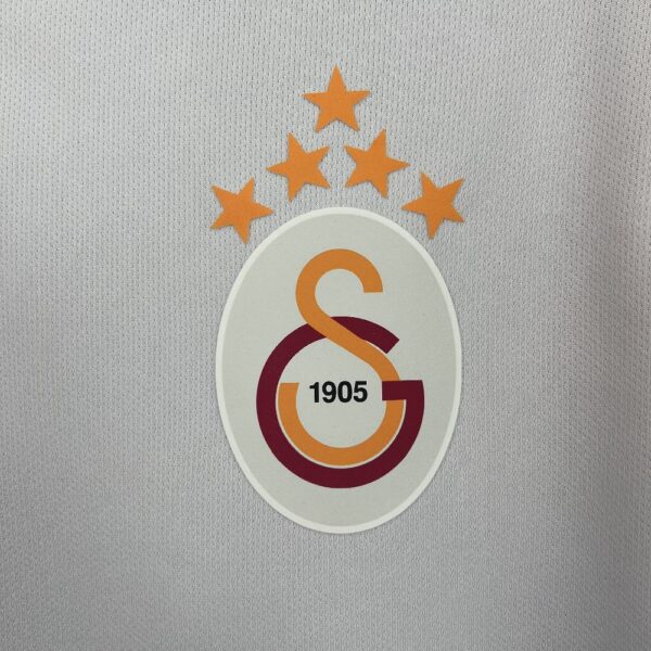 Galatasarays 2025/26 Away Jersey - Image 6