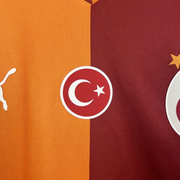 Galatasarays 2025/26 Home Jersey - Image 7
