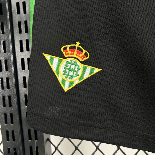 Real Betis 2025/26 Home Shorts - Image 4