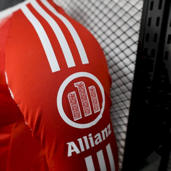 Bayern Munich 2025/26 Home Long Sleeves Jersey Player Version - Image 5