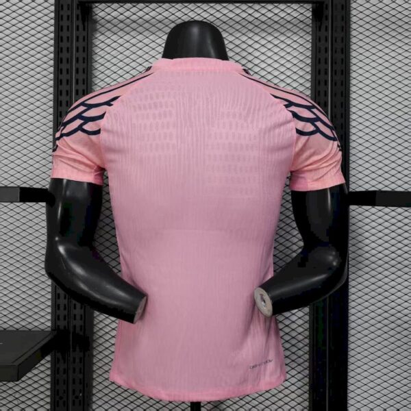 Paris Saint-Germain 2025/26 Pink Special Edition Jersey Player Version - Image 2