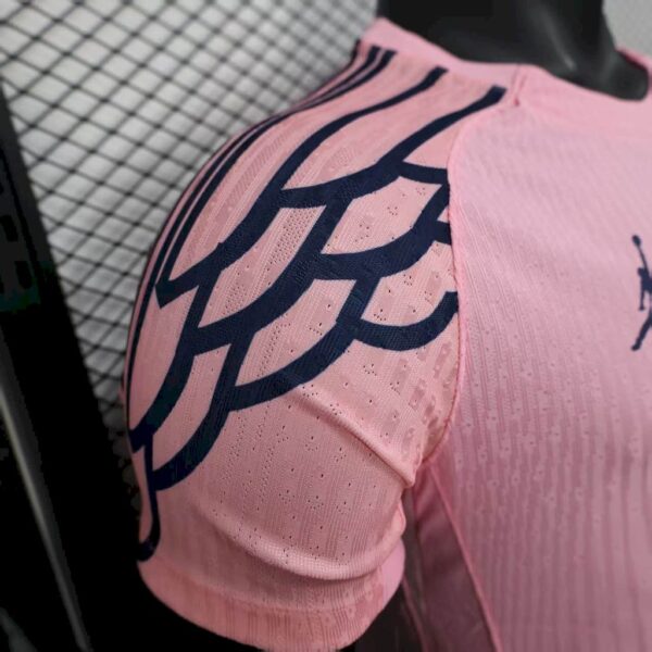 Paris Saint-Germain 2025/26 Pink Special Edition Jersey Player Version - Image 7