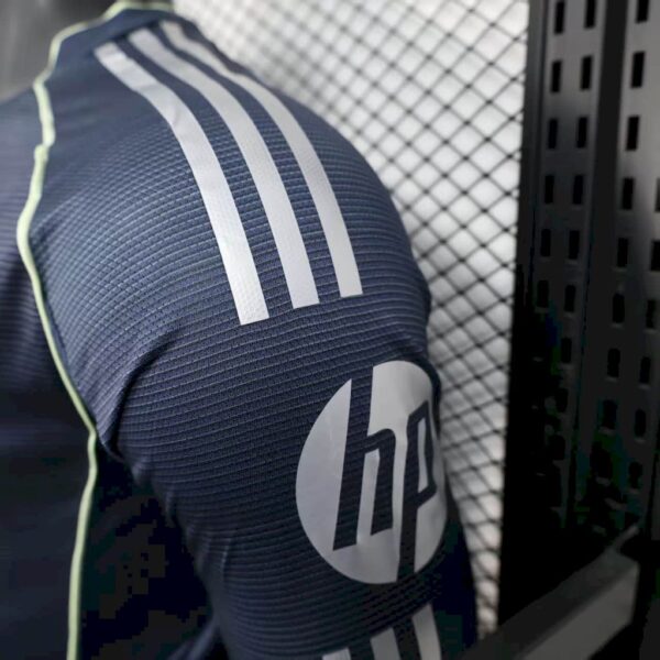 Real Madrid 2025/26 Away Long Sleeves Jersey Player Version - Image 6
