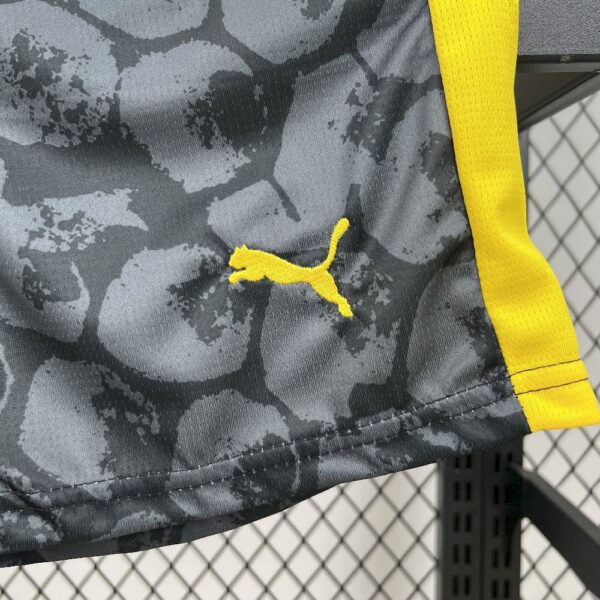Borussia Dortmund 2025/26 Yellow Special Kids Kit - Image 4