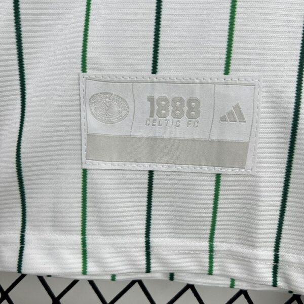 Celtic 2025/26 Us Pack Jersey - Image 5