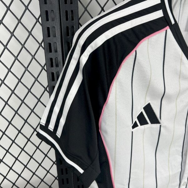 Juventus 2025/26 Us Pack Jersey - Image 4