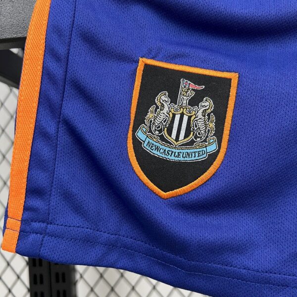 Newcastle United 2025/26 Third Kids Kit - Image 5