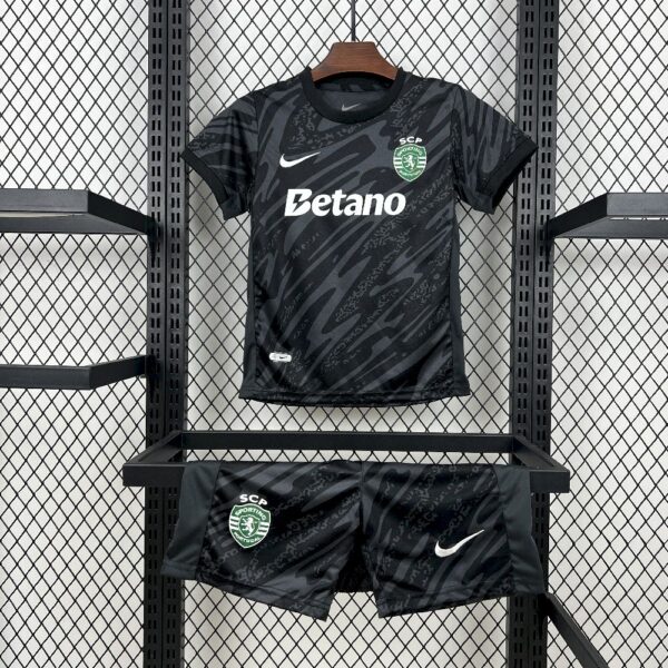 Sporting Cp 2025/26 Black Goalkeeper Kids Kit