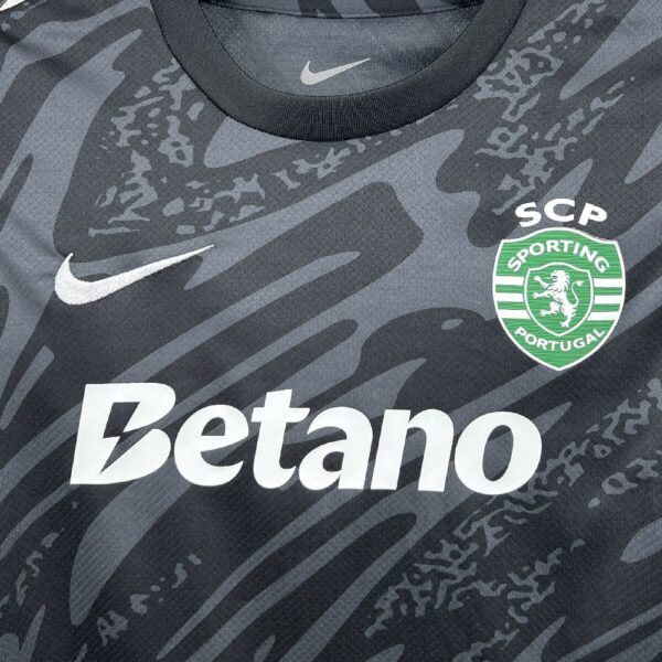 Sporting Cp 2025/26 Black Goalkeeper Kids Kit - Image 8