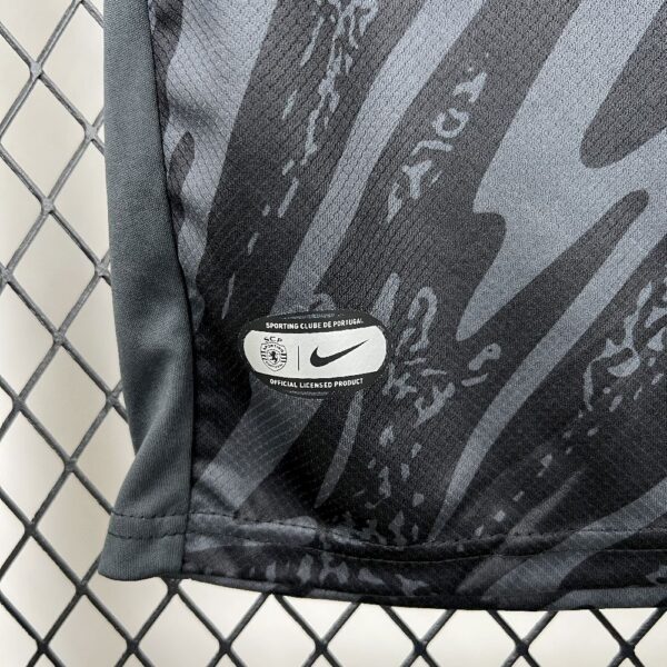Sporting Cp 2025/26 Black Goalkeeper Kids Kit - Image 7