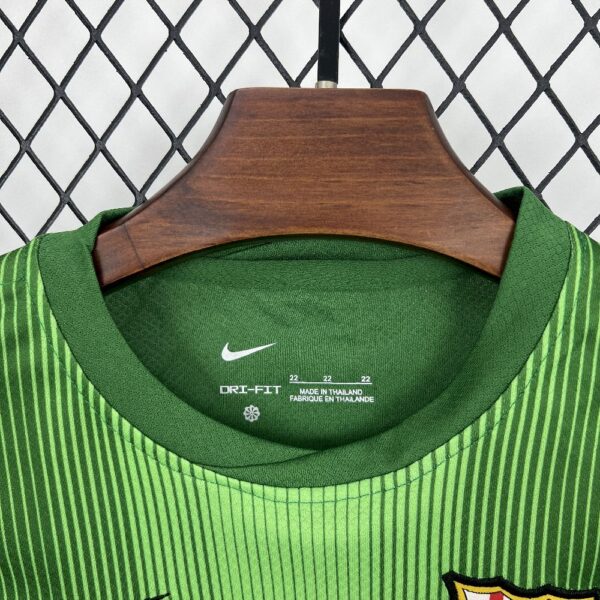 Barcelona 2025/26 Goalkeeper Kit - Image 12