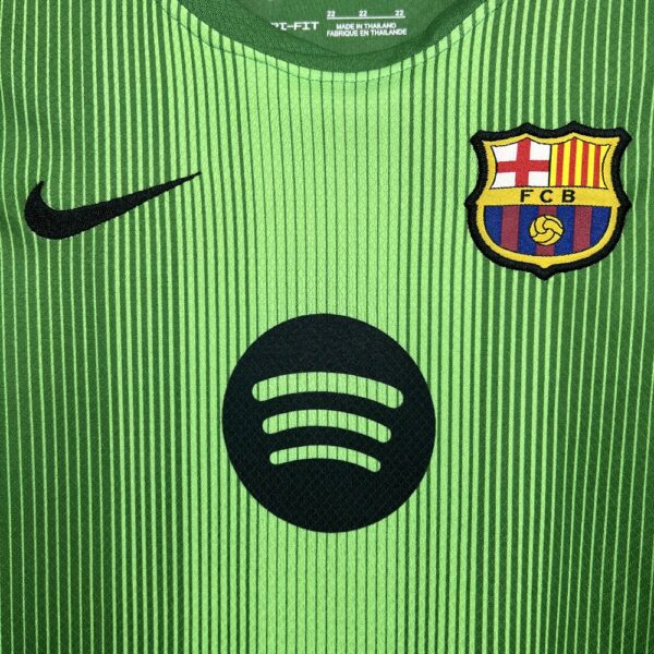 Barcelona 2025/26 Goalkeeper Kit - Image 9