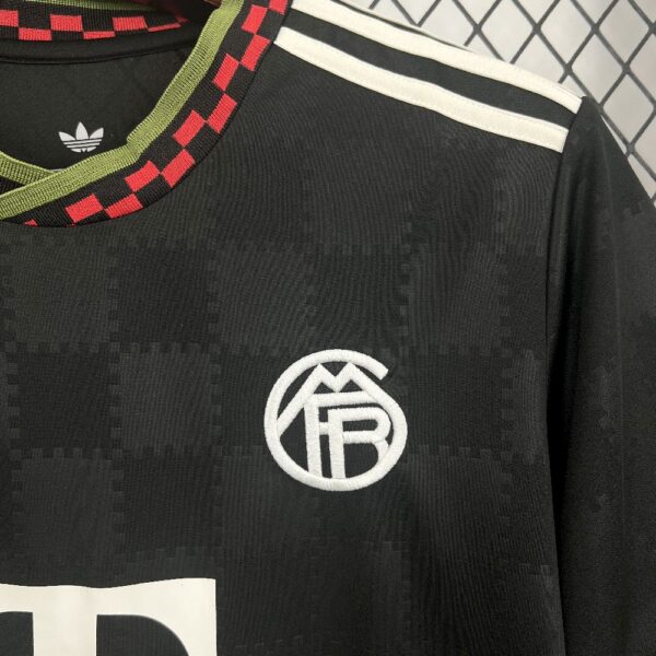 Bayern Munich 2025/26 Third Jersey - Image 8