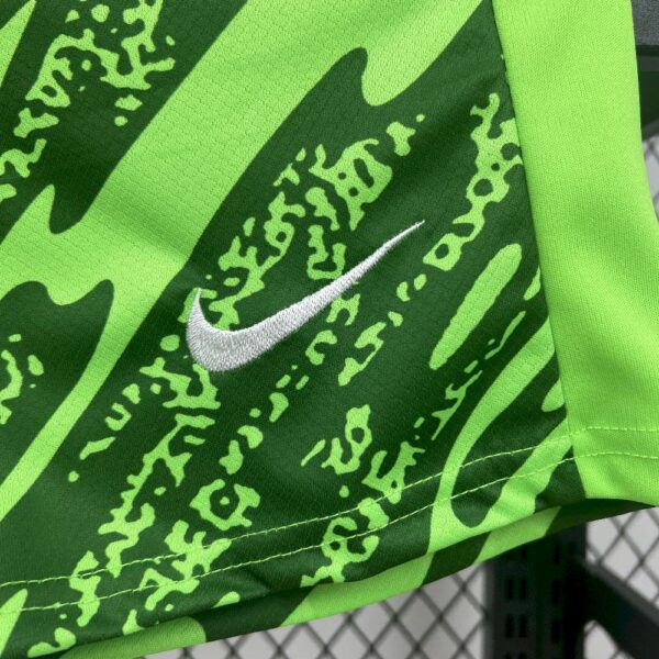 Sporting Cp 2025/26 Goalkeeper Kit - Image 4