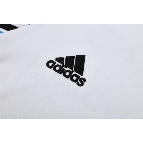 Unisex Real Madrid 2003/04 1/4 Zip Sweatshirt Retro Style - Image 4
