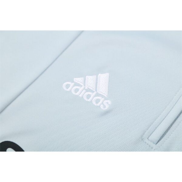 Unisex Real Madrid 2004/05 1/4 Zip Sweatshirt Retro Style - Image 4