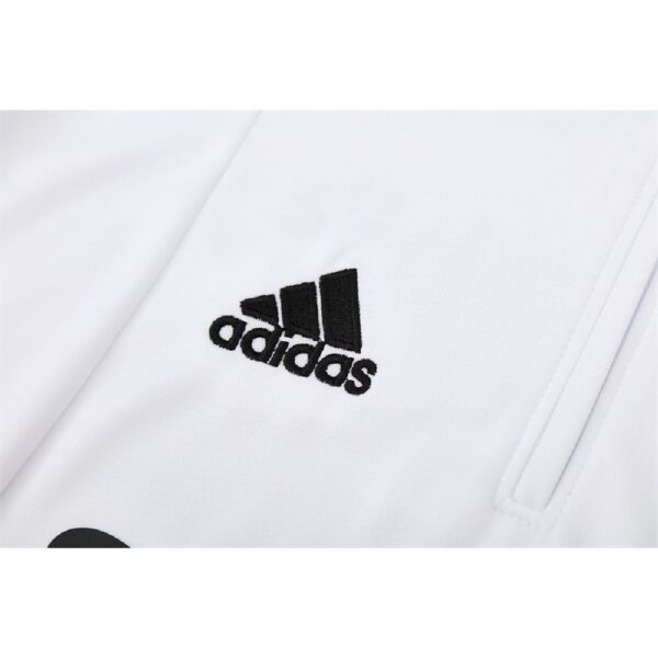 Unisex Real Madrid 2004/05 1/4 Zip Sweatshirt Retro Style - Image 5