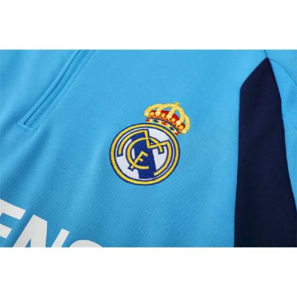 Unisex Real Madrid 2005/06 1/4 Zip Sweatshirt Retro Style - Image 8