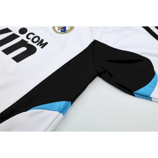 Unisex Real Madrid 2008/09 1/4 Zip Sweatshirt Retro Style - Image 6