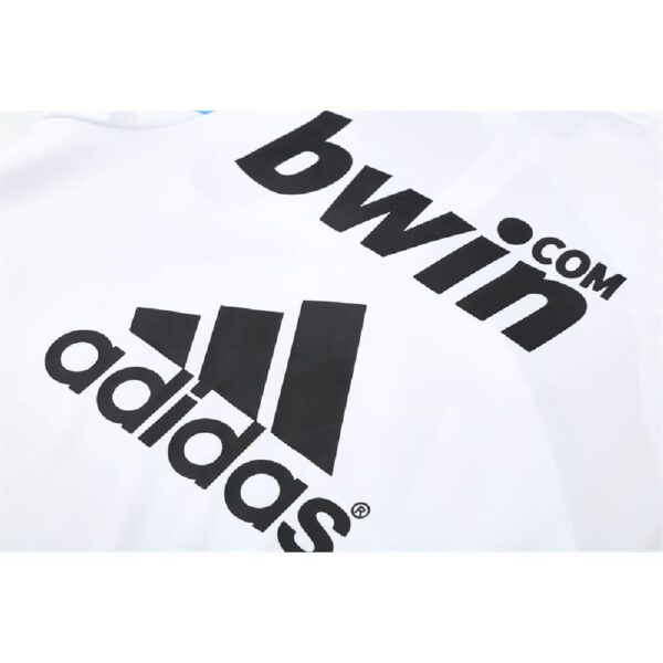 Unisex Real Madrid 2009/10 1/4 Zip Sweatshirt Retro Style - Image 8