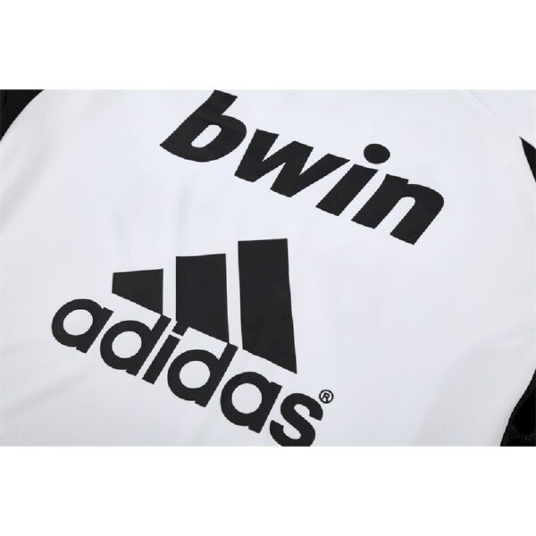 Unisex Real Madrid 2011/12 1/4 Zip Sweatshirt Retro Style - Image 4