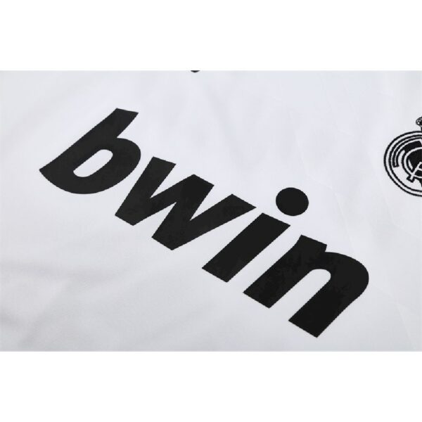 Unisex Real Madrid 2011/12 1/4 Zip Sweatshirt Retro Style - Image 3