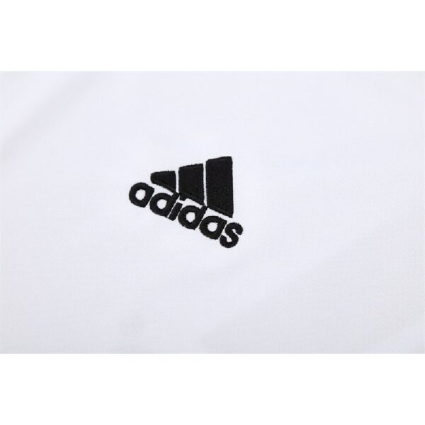 Unisex Real Madrid 2012/13 1/4 Zip Sweatshirt Retro Style - Image 3