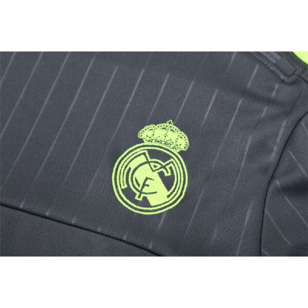Unisex Real Madrid 2015/16 1/4 Zip Sweatshirt Retro Style - Image 6