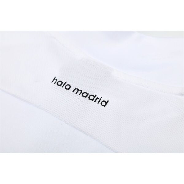 Unisex Real Madrid 2015/16 1/4 Zip Sweatshirt Retro Style - Image 8