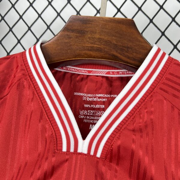 Retro Internacional 1997 Home Jersey - Image 7