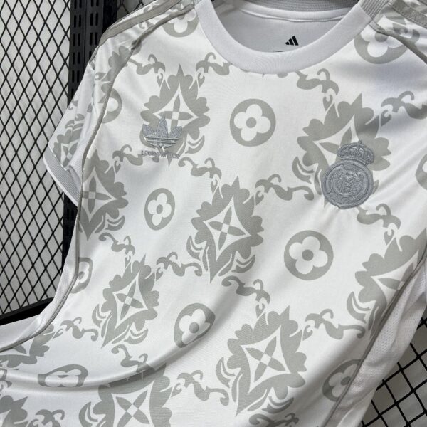 Real Madrid 2025/26 Louis Vuitton Joint Edition Jersey - Image 11