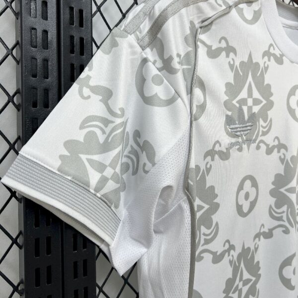 Real Madrid 2025/26 Louis Vuitton Joint Edition Jersey - Image 9